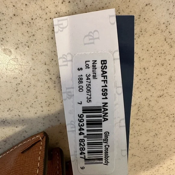 Adorable leather Dooney & Burke crossbody purse. Brand new with tags. - Picture 4 of 6